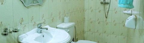 Clean bathrooms with all the contemporary amenities